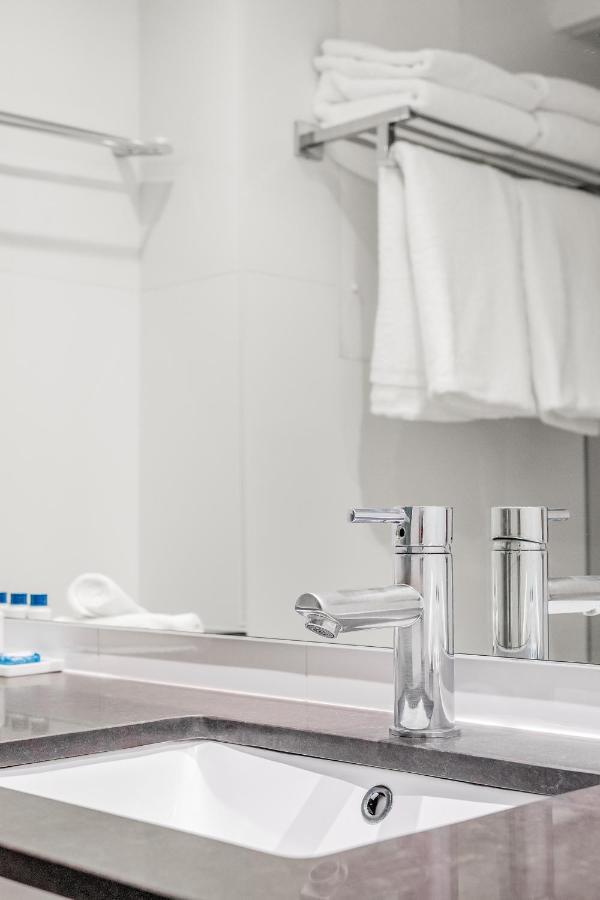 Two-Bedroom Apartment,1498695373:JPEG